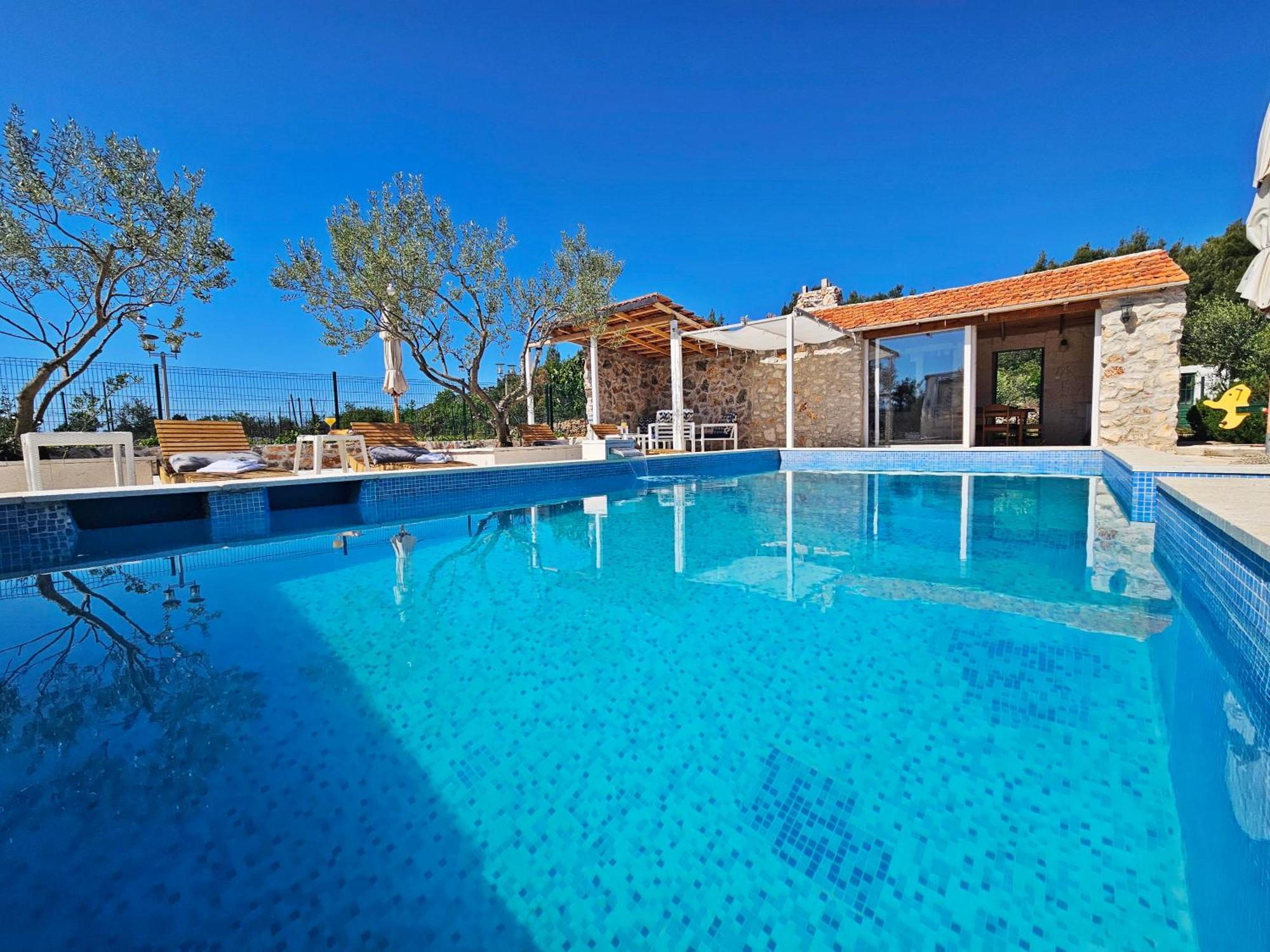 Villa Flamingo - House With Private Pool à Gornji Seget Extérieur photo